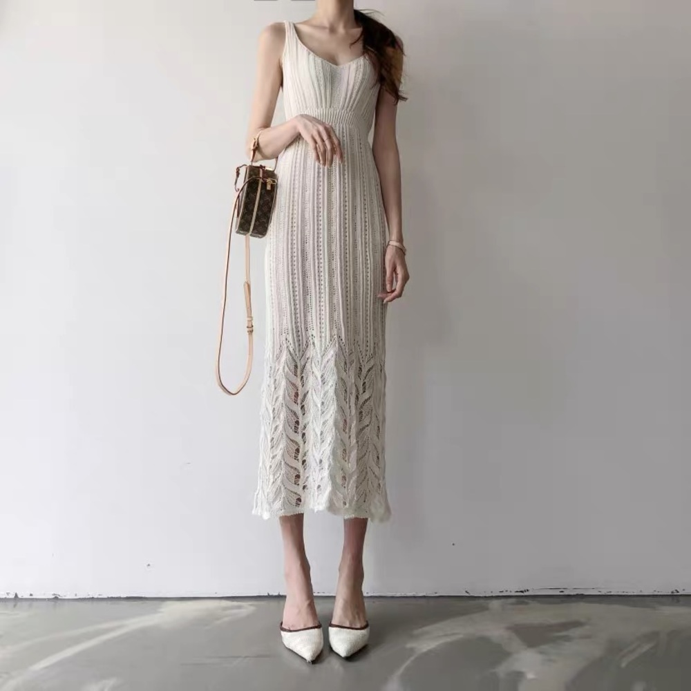 New dress brand new. Firm
